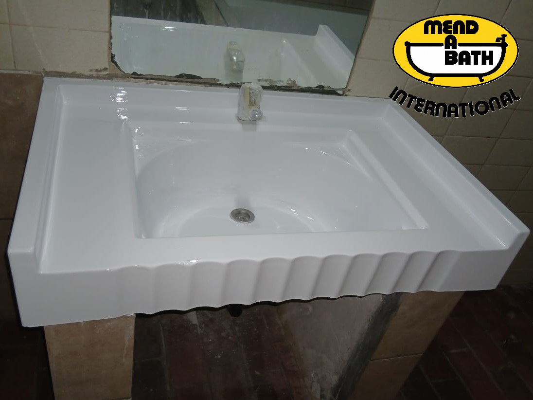 After bathroom resurfacing transformation 08